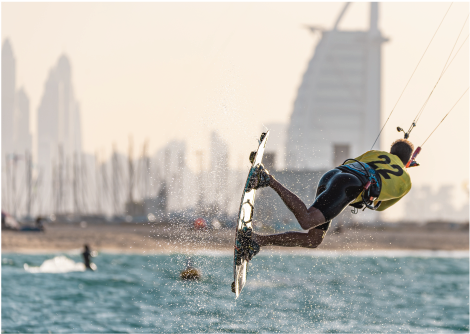 Parachute Surfing in Dubai